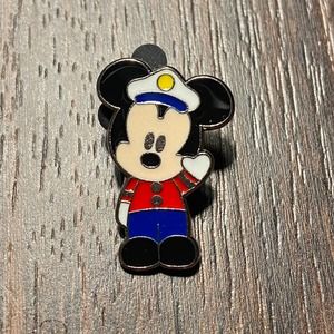 Disney Park Cruise Lines Captain Mickey Sailor International Enamel Pin